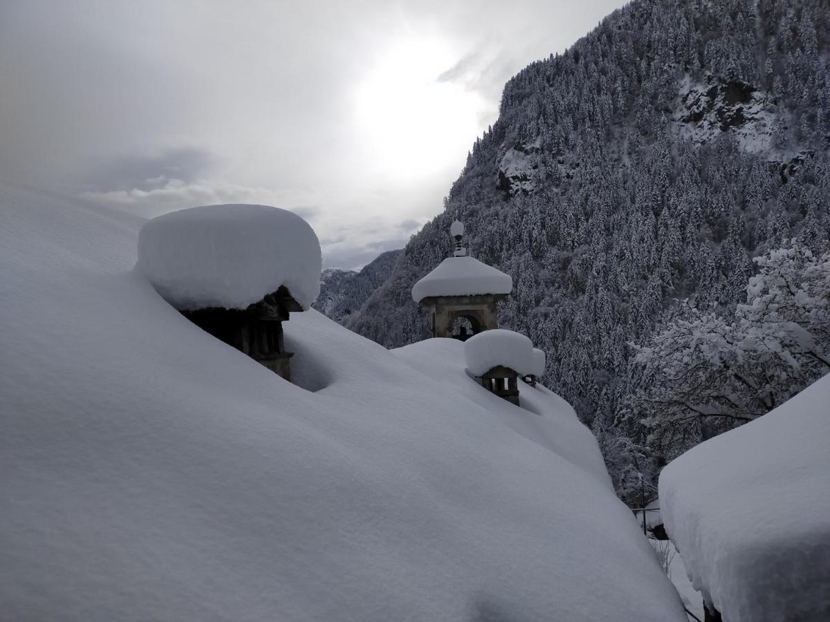 Villa Ca' Scocc, Antica Casa Di Montagna In Valsesia à Mollia Extérieur photo